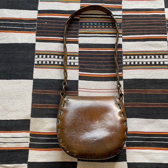 Vintage 70’s Stamped Tooled Leather Shoulder Bag Purse. Eye Of Horus. Bohemian. - Picture 4 of 16